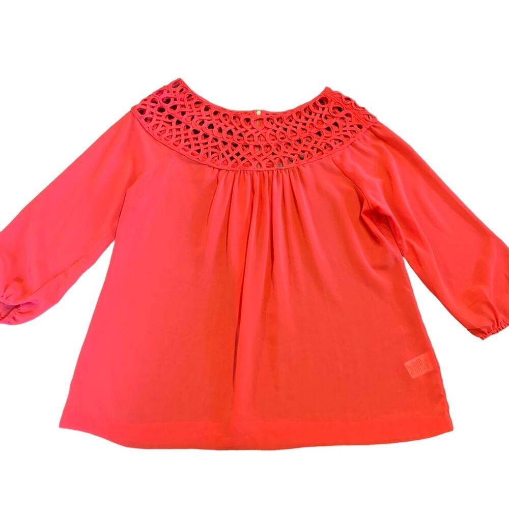 Umgee Womens pink top blouse with geometric neckline size Small